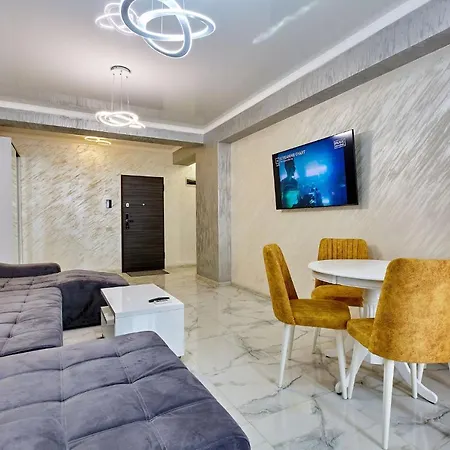 Deny's Stefan Apartment *